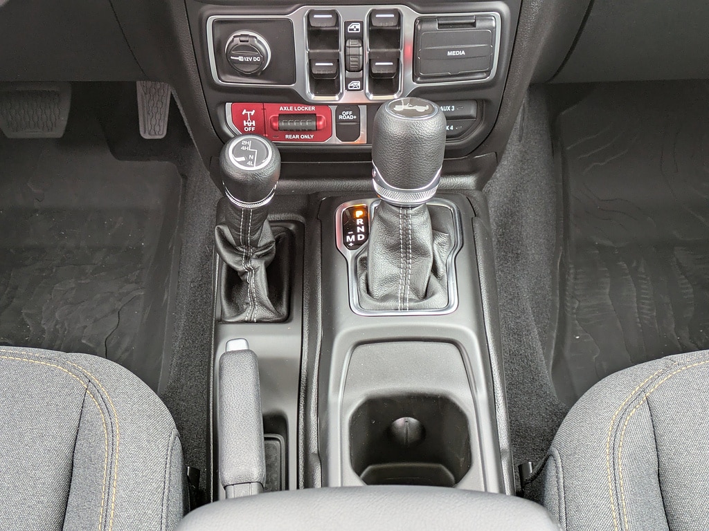 2026 Jeep Wrangler 4-Door Willys - Photo 20