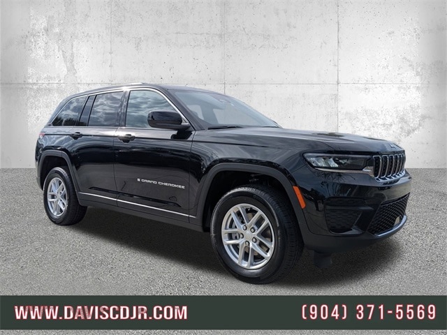 2025 Jeep Grand Cherokee Laredo's photo