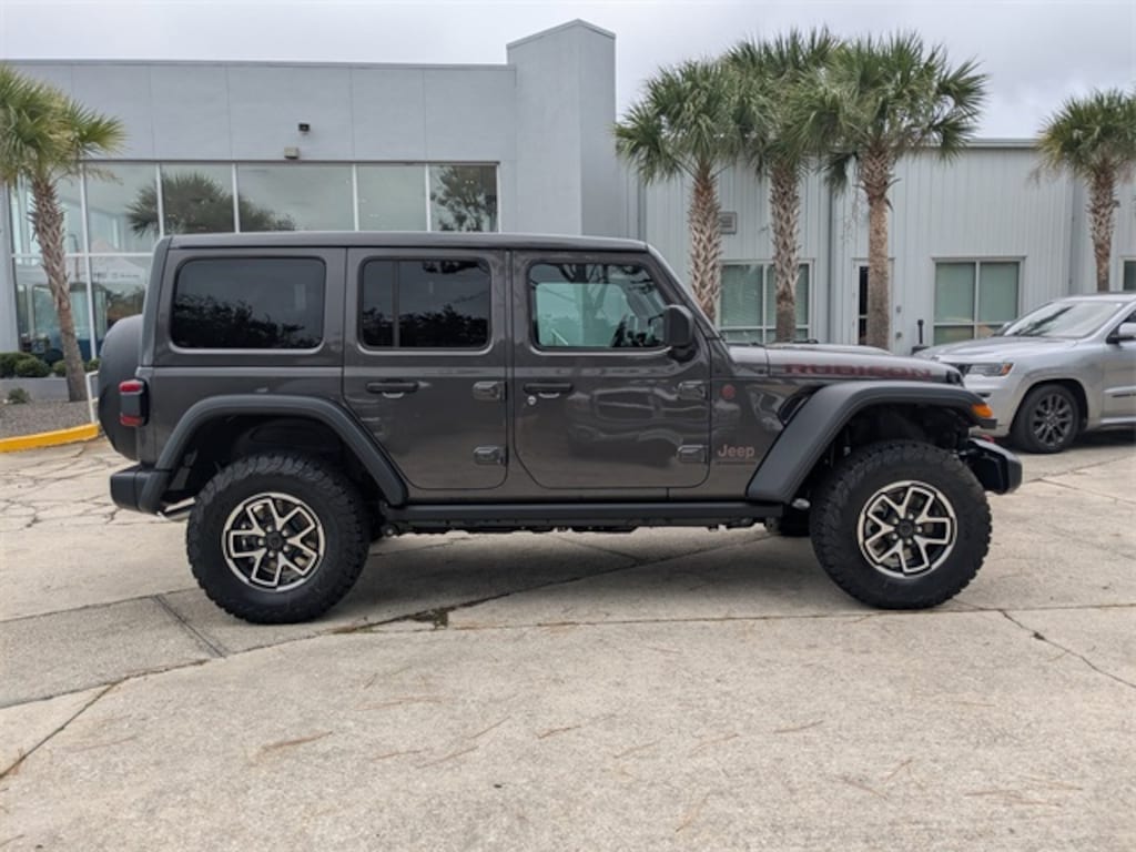 New 2025 Jeep Wrangler 4-DOOR RUBICON Sport Utility