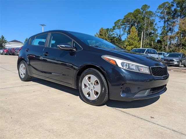 Used 2018 Kia Forte5 LX with VIN KNAFK5A89J5773380 for sale in Yulee, FL