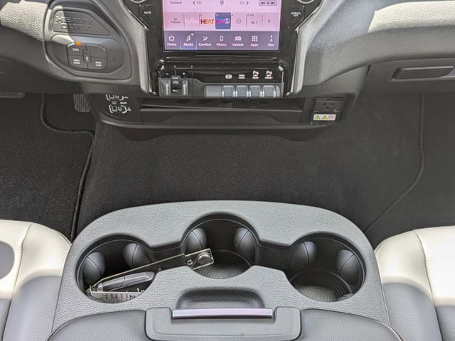 2025 RAM 2500 Tradesman - Photo 15