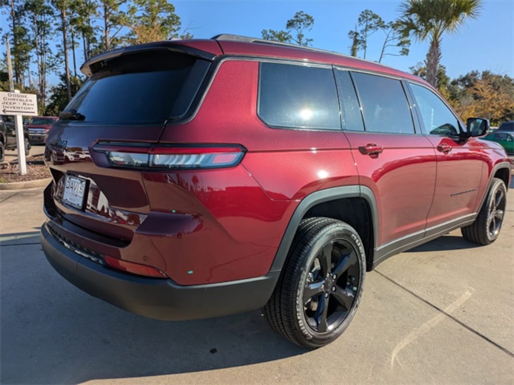 New 2025 Jeep Grand Cherokee L Altitude X Sport Utility