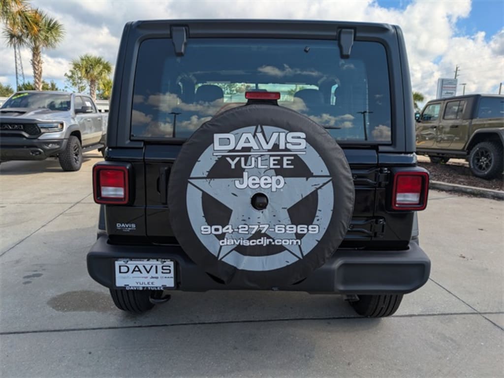 New 2025 Jeep Wrangler Sport Sport Utility