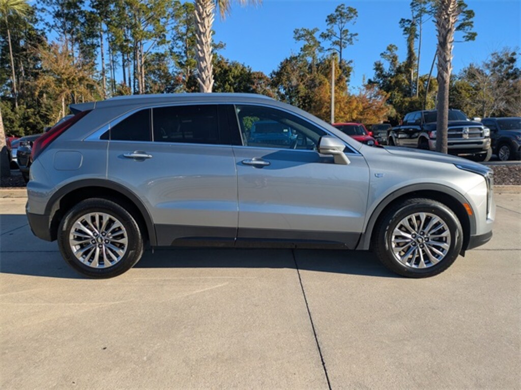 Used 2024 Cadillac XT4 Premium Luxury SUV