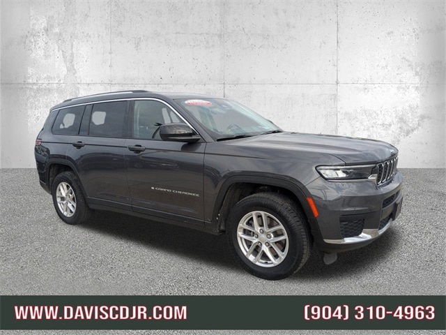 2023 Jeep Grand Cherokee L Laredo's photo