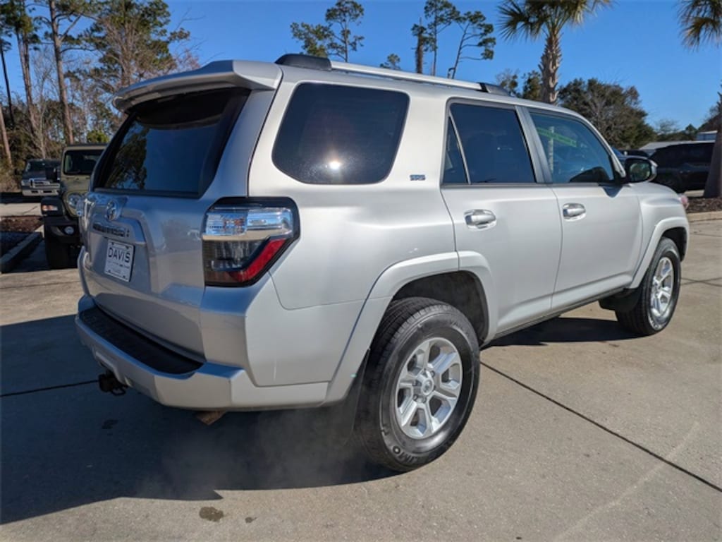 Used 2024 Toyota 4Runner SR5 SUV