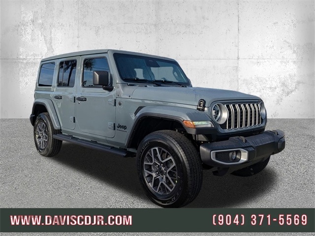 2026 Jeep Wrangler 4-Door Sahara's photo