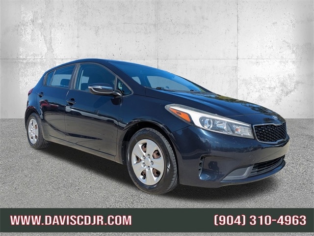 2018 Kia Forte5 LX's photo