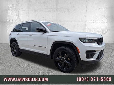 2023 Jeep Grand Cherokee Altitude SUV