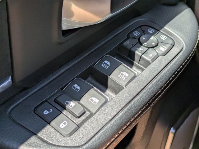 2025 RAM 3500 Laramie - Photo 23