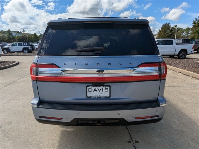 2019 Lincoln Navigator Black Label photo 4