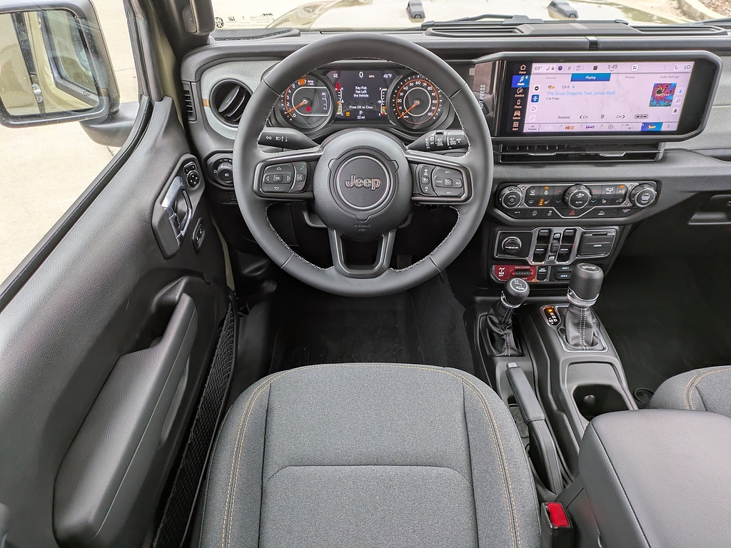 2026 Jeep Wrangler 4-Door Willys - Photo 17