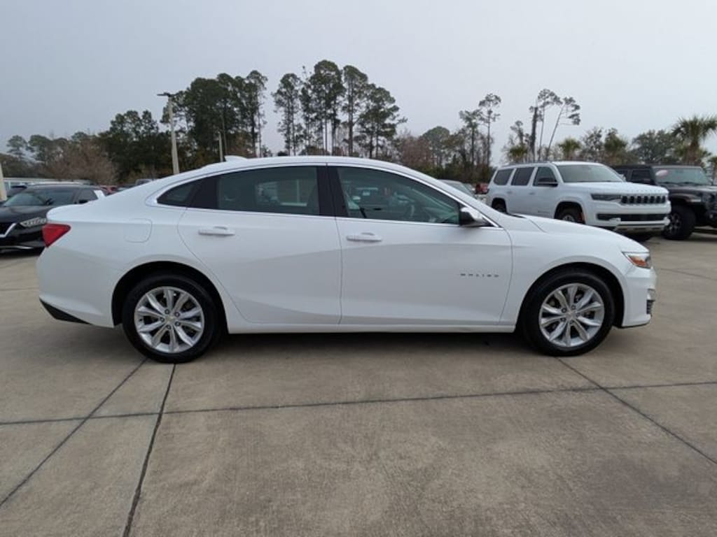 Used 2025 Chevrolet Malibu LT Sedan