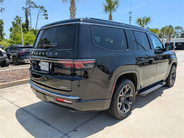 2023 Jeep Wagoneer Series III photo 4