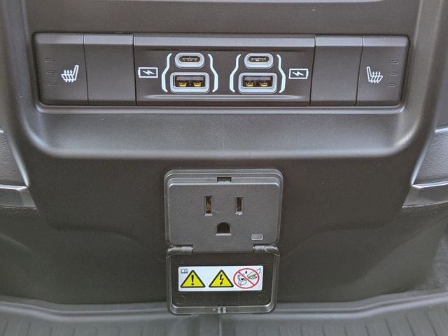 2025 RAM 3500 Laramie - Photo 15