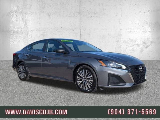 2024 Nissan Altima SV