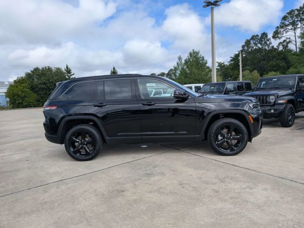 New 2026 Jeep Grand Cherokee Limited Sport Utility