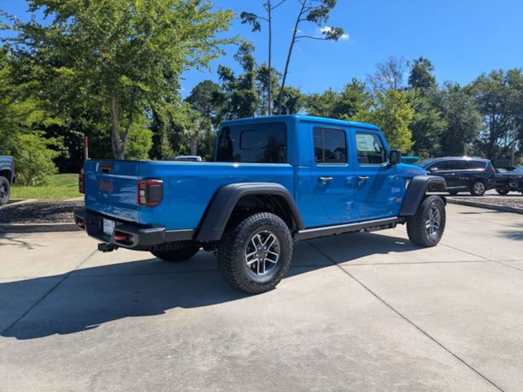 New 2026 Jeep Gladiator Mojave Pickup