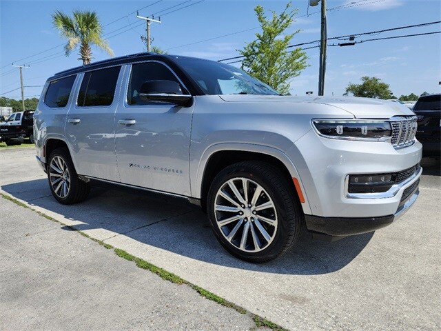 2024 Jeep Grand Wagoneer Base photo 2