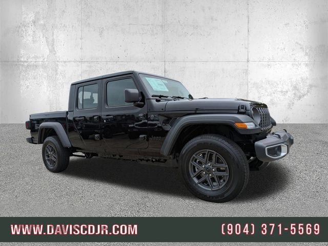 2026 Jeep Gladiator Sport Auto's photo