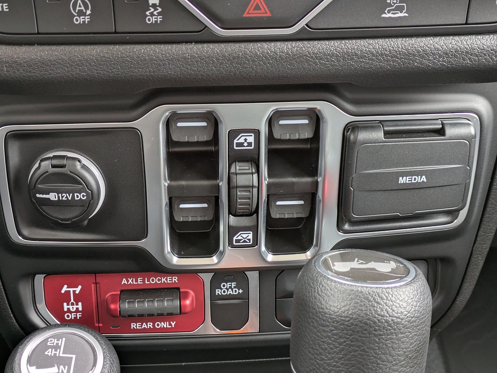 2026 Jeep Wrangler 4-Door Willys - Photo 24