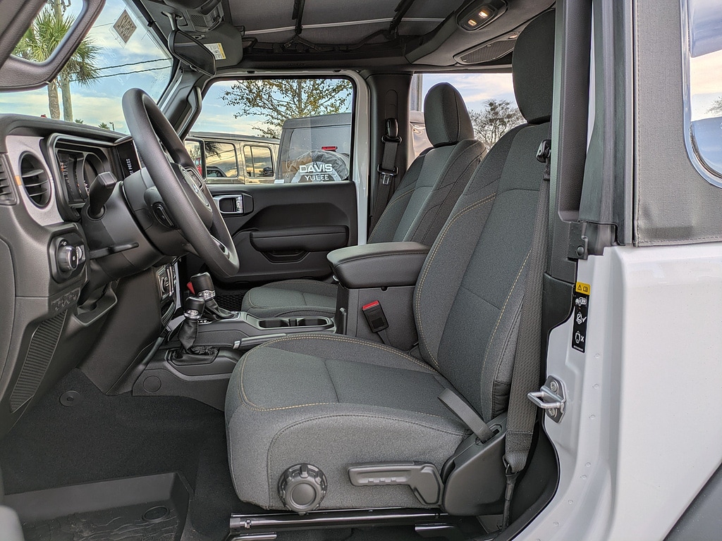 2026 Jeep Wrangler 2-Door Sport - Photo 15
