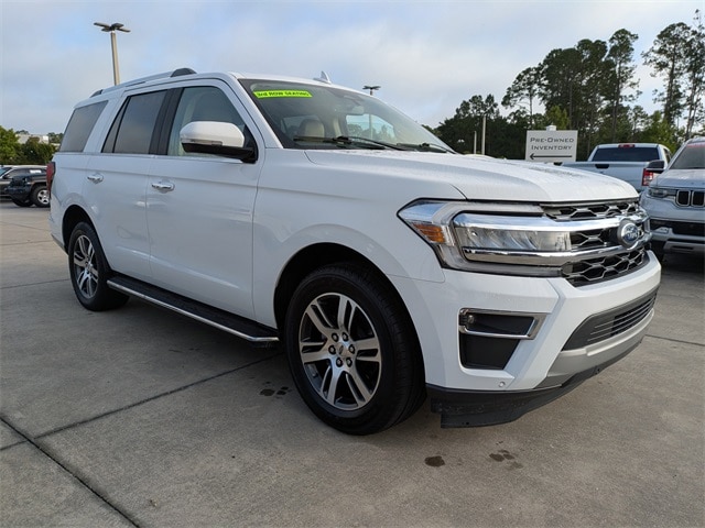 Used 2023 Ford Expedition Limited with VIN 1FMJU1K88PEA16070 for sale in Yulee, FL