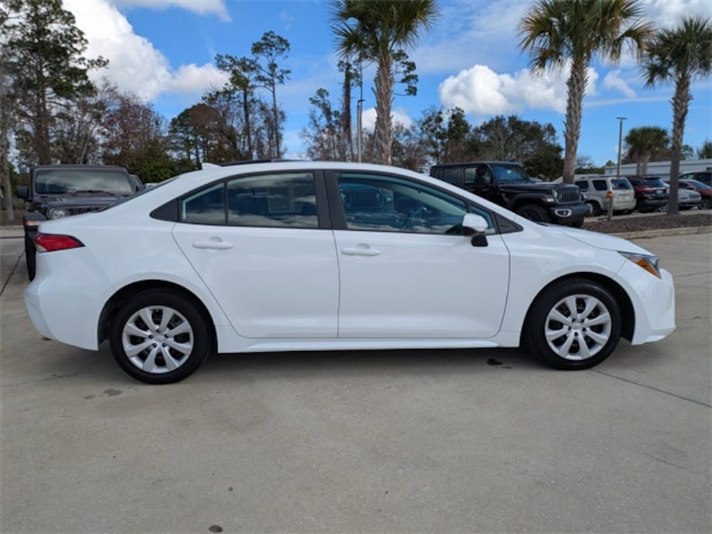 Used 2023 Toyota Corolla LE Sedan