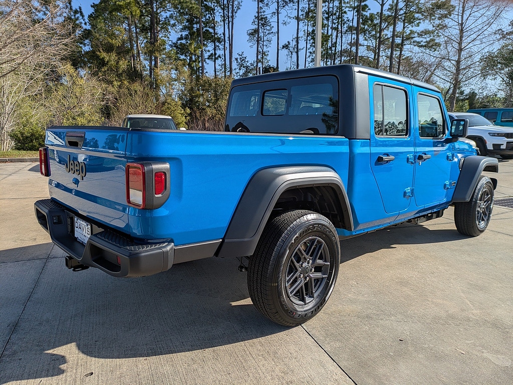 New 2026 Jeep Gladiator Sport 4x4 Pickup