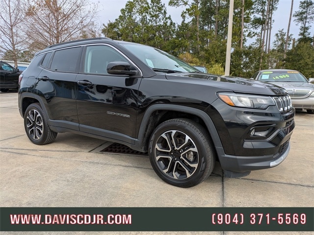 2022 Jeep Compass Limited's photo