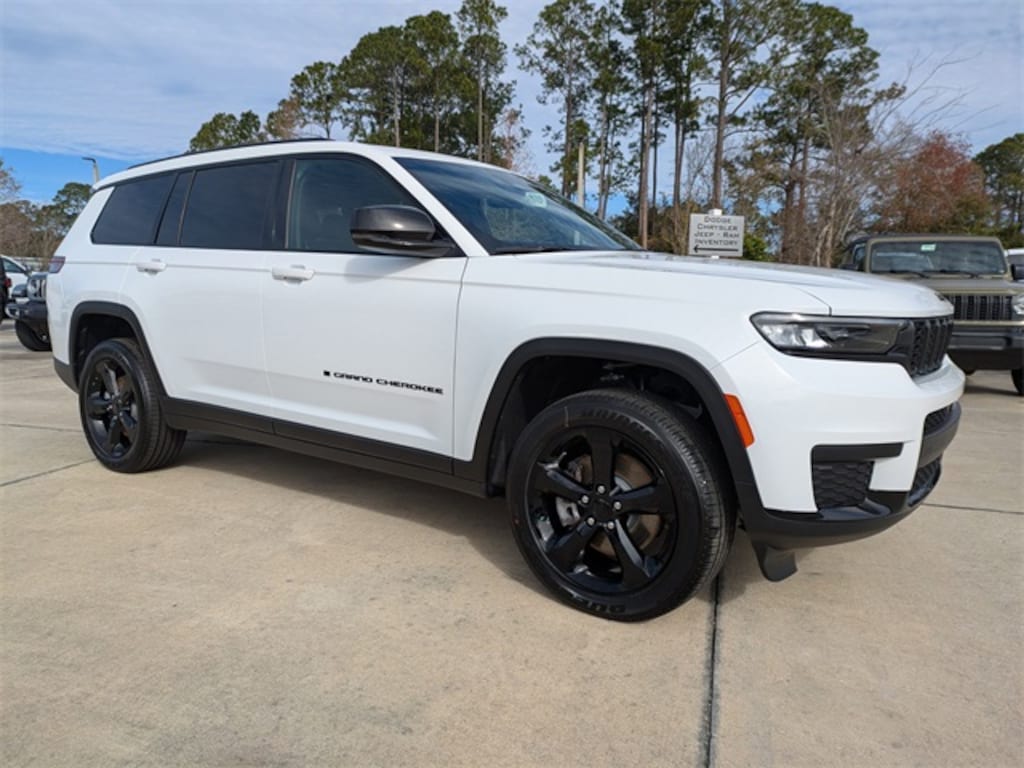 New 2025 Jeep Grand Cherokee L Altitude X Sport Utility