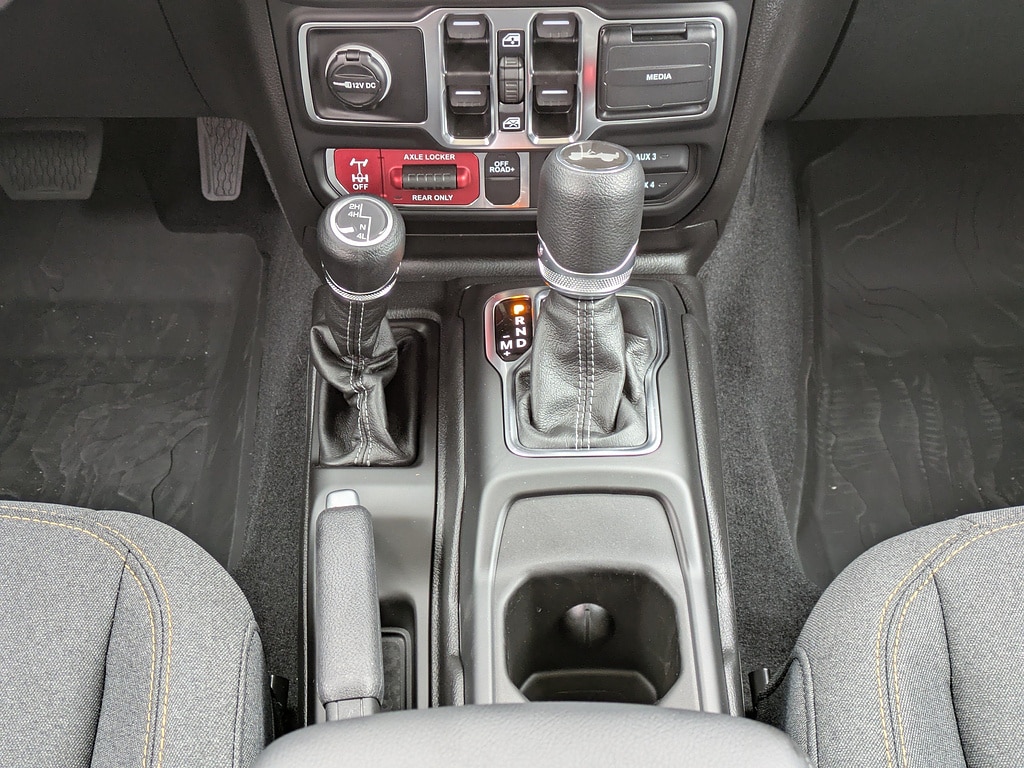 2026 Jeep Wrangler 4-Door Willys - Photo 20