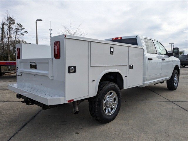 2024 Ram 3500 Tradesman photo 4