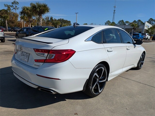 2021 Honda Accord Sport photo 4