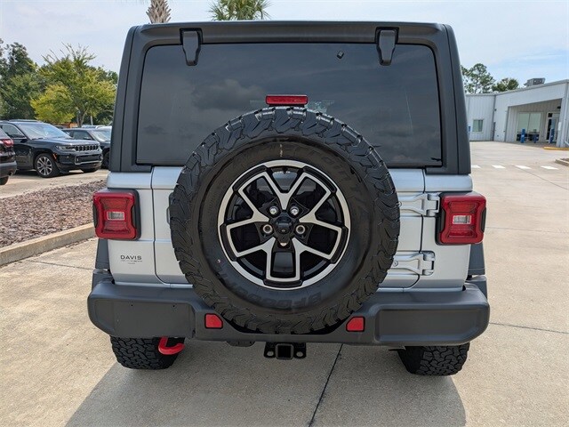 2024 Jeep Wrangler Rubicon photo 4