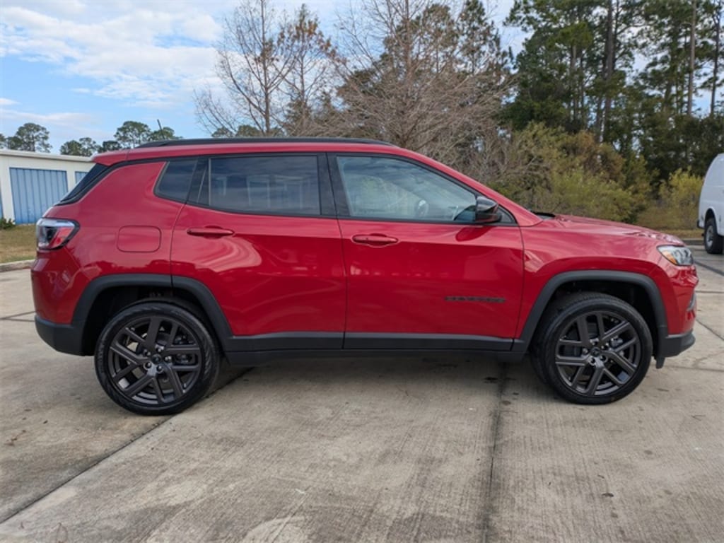 New 2026 Jeep Compass Latitude Sport Utility