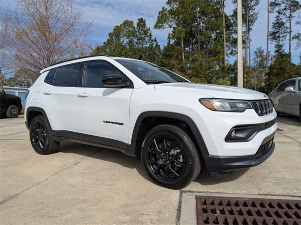 New 2026 Jeep Compass Latitude Sport Utility