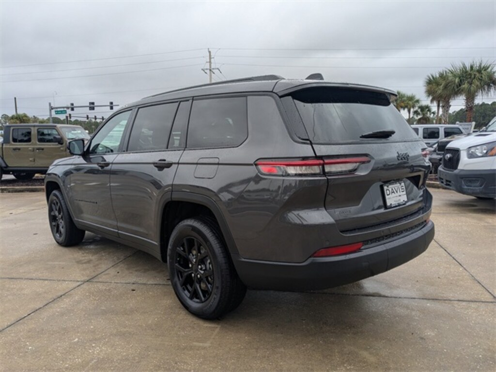 New 2025 Jeep Grand Cherokee L Altitude X Sport Utility