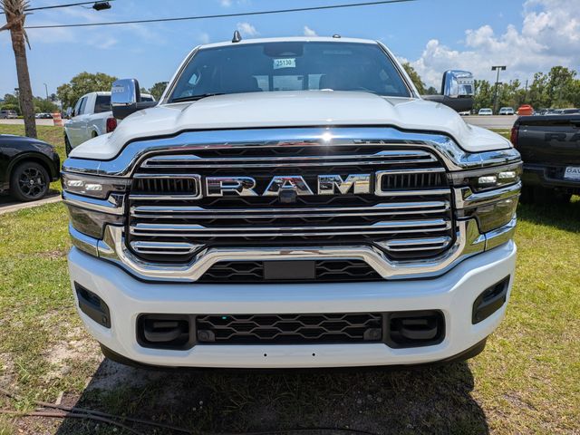 2025 RAM 3500 Laramie - Photo 9