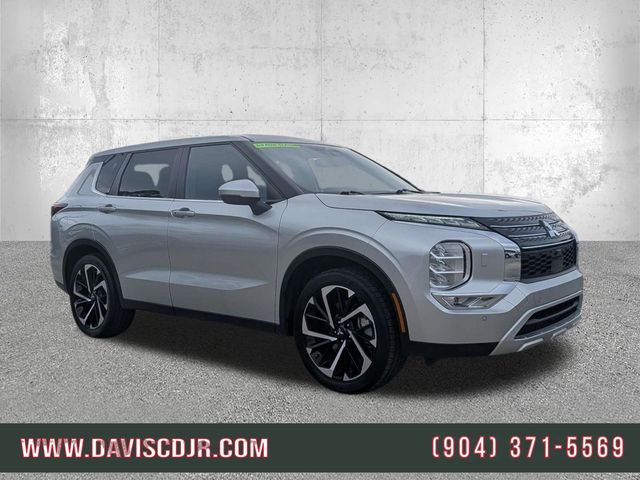 2024 Mitsubishi Outlander SE S-AWC's photo