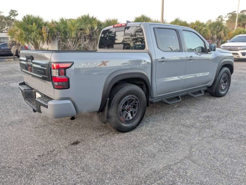 Used 2025 Nissan Frontier PRO-X Truck
