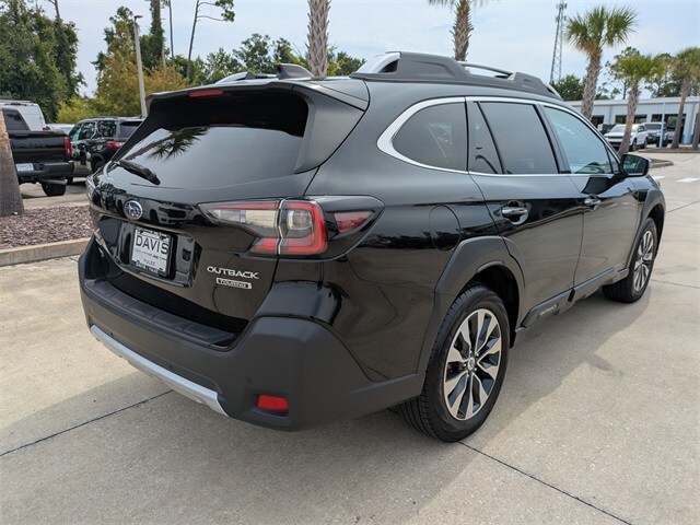 2024 Subaru Outback Touring photo 3