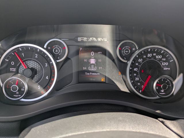 2025 RAM 3500 Big Horn - Photo 27