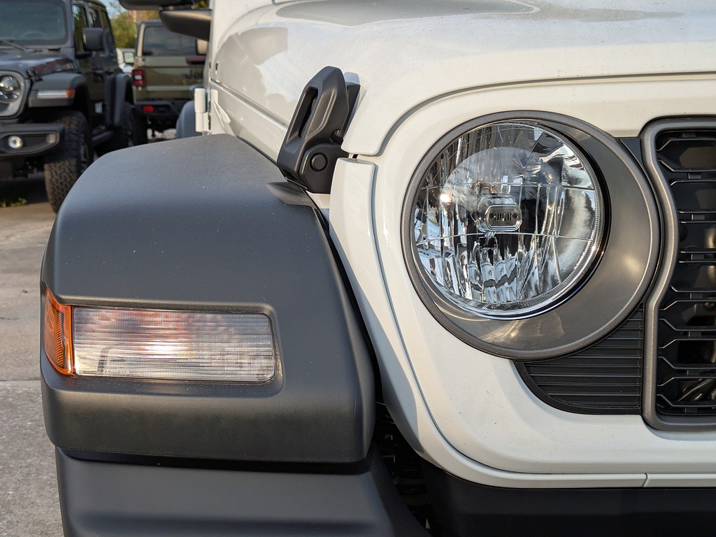 2026 Jeep Wrangler 2-Door Sport - Photo 10
