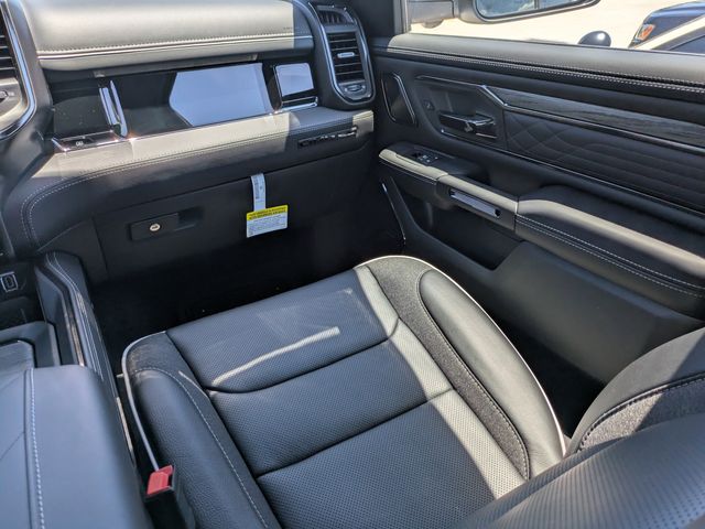 2025 RAM 1500 Limited - Photo 19