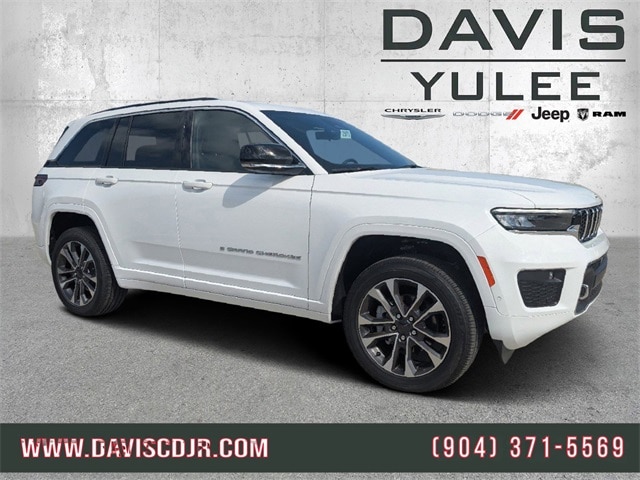 2025 Jeep Grand Cherokee Overland's photo