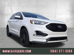 2022 Ford Edge SEL SUV