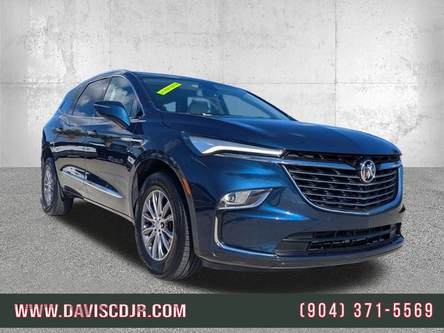 2023 Buick Enclave Essence's photo