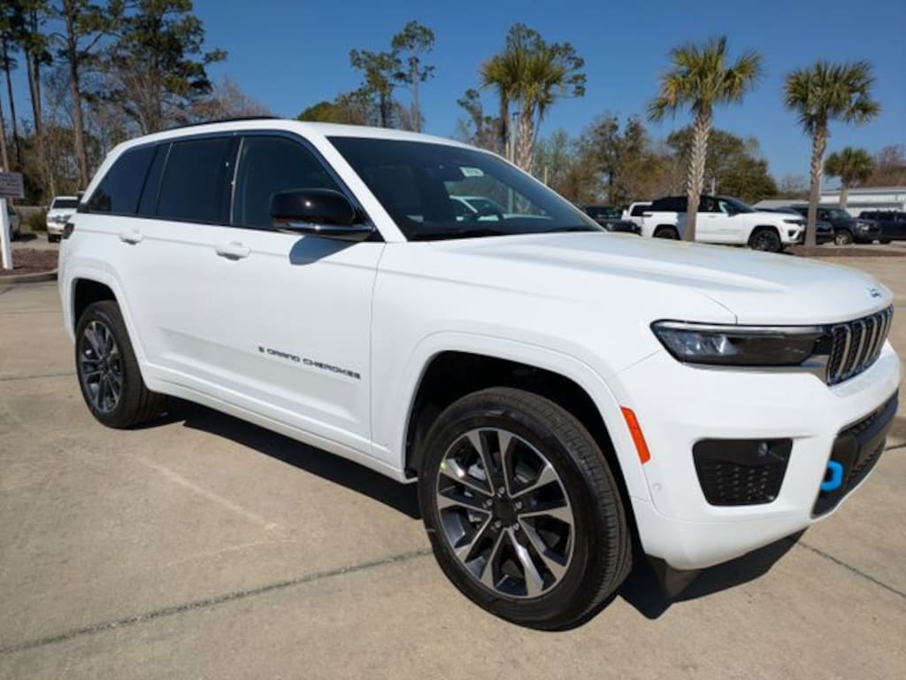 New 2025 Jeep Grand Cherokee 4xe Overland 4xe Sport Utility