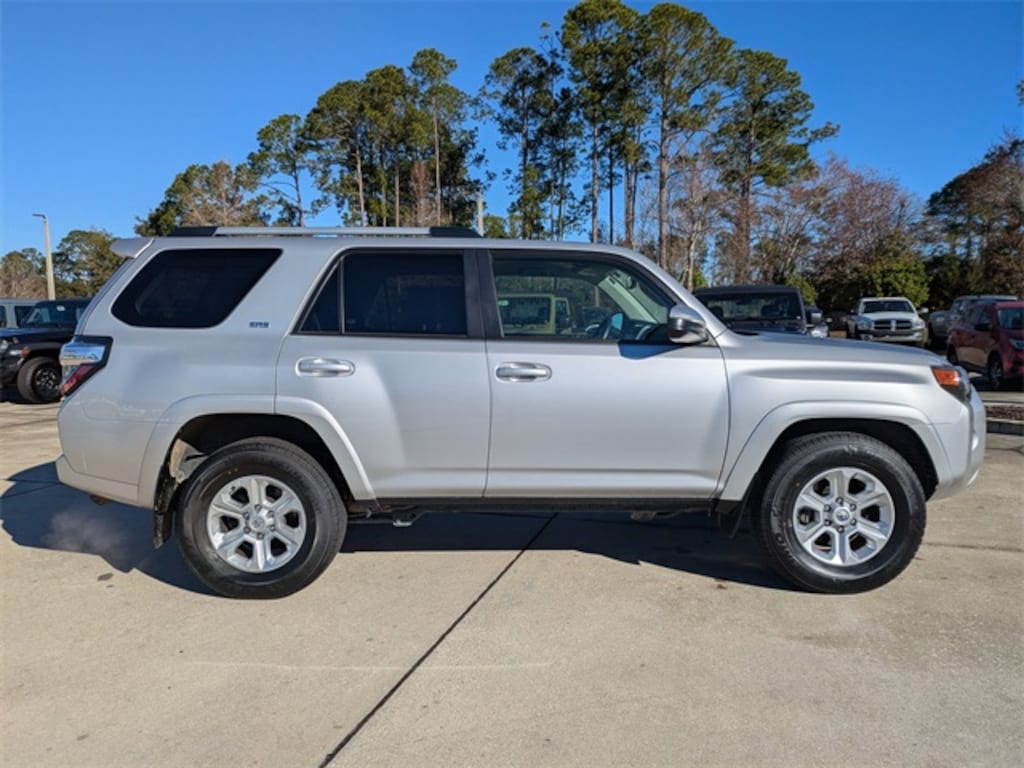 Used 2024 Toyota 4Runner SR5 SUV